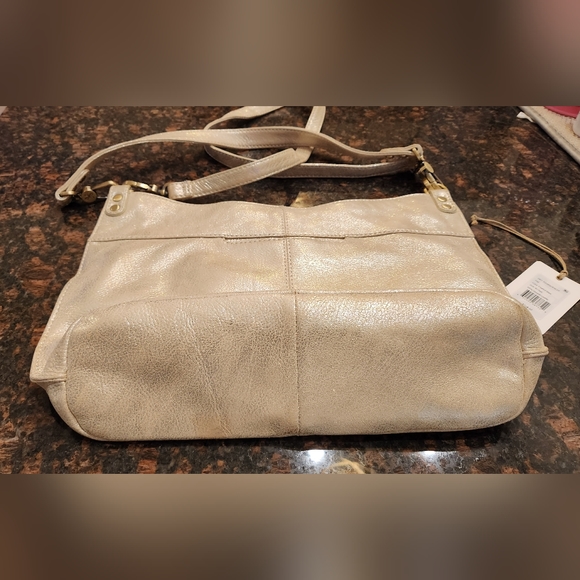 HOBO International Pier shoulder/crossbody in Pearled Silver - Picture 5 of 13